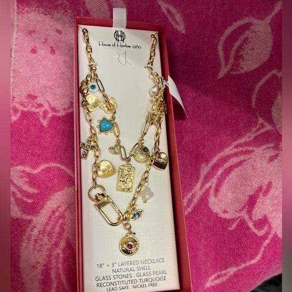 NWT ⚜️💖⚜️ House of Harlow 1960 golden tone charm necklace - Picture 3 of 11